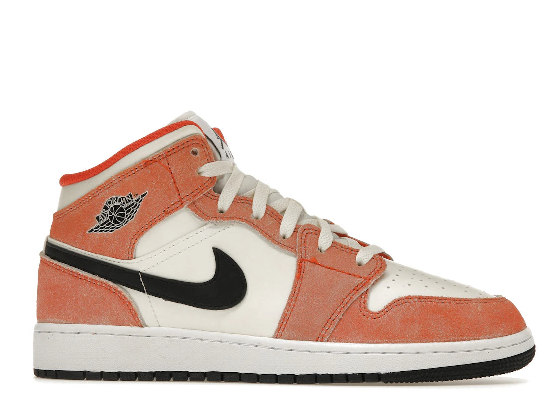 Jordan 1 Mid SE Orange Suede (GS) - 360 View 2