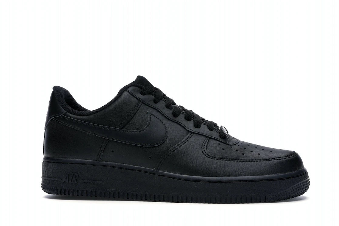 Nike Air Force 1 Low '07 Black - 360 View 2