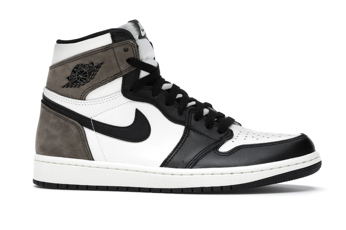 Jordan 1 Retro High Dark Mocha - 360 View 2