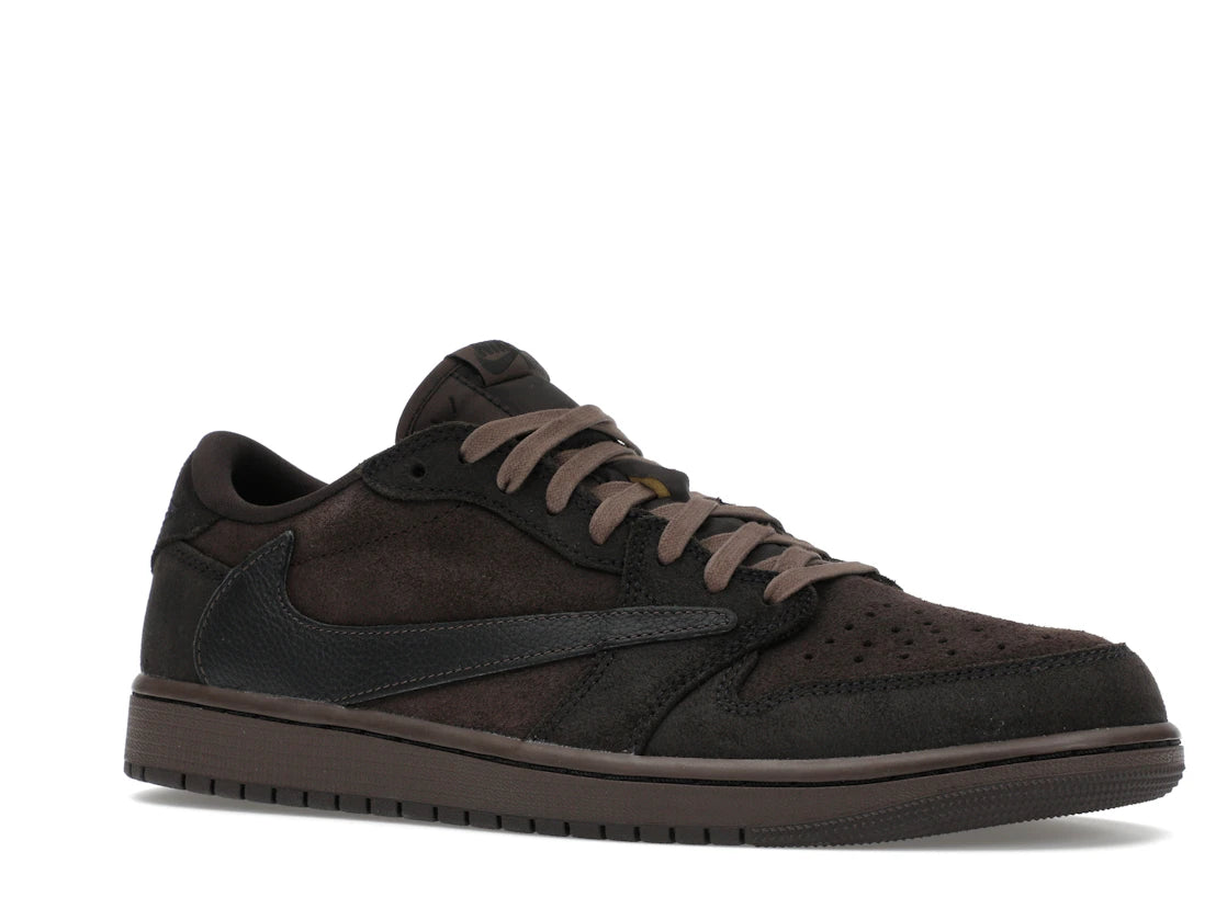 Travis Scott×AirJordan1 VelvetBrown img04_0d220a7f-6aa8-4d51-a00c-